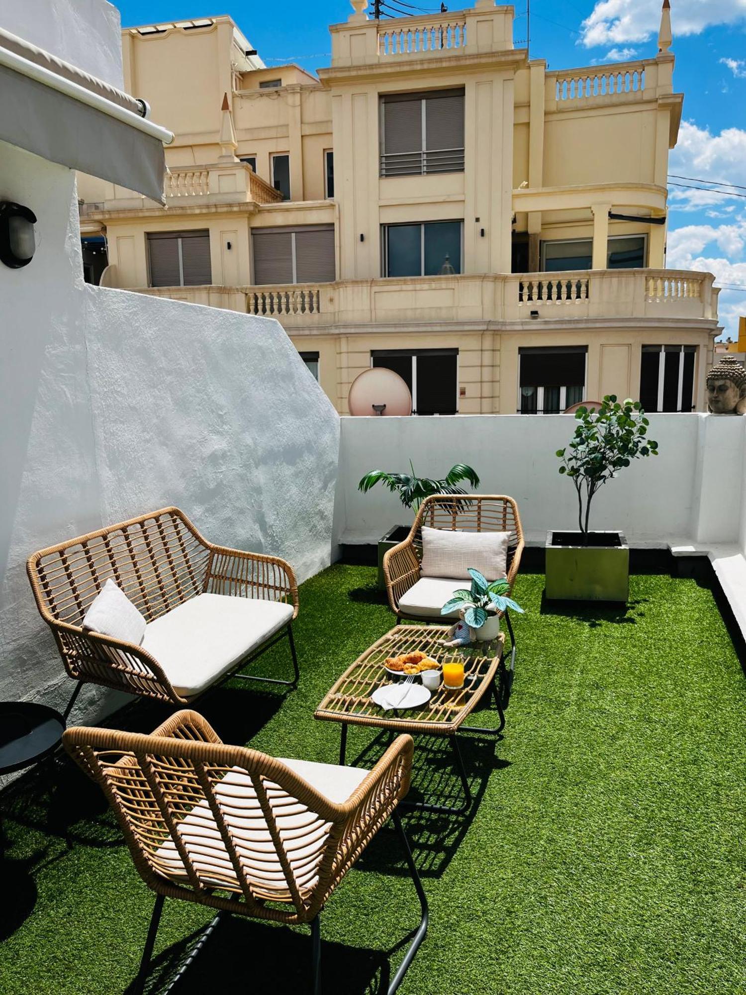 Travel Habitat - Centro Apartment บาเลนเซีย ภายนอก รูปภาพ