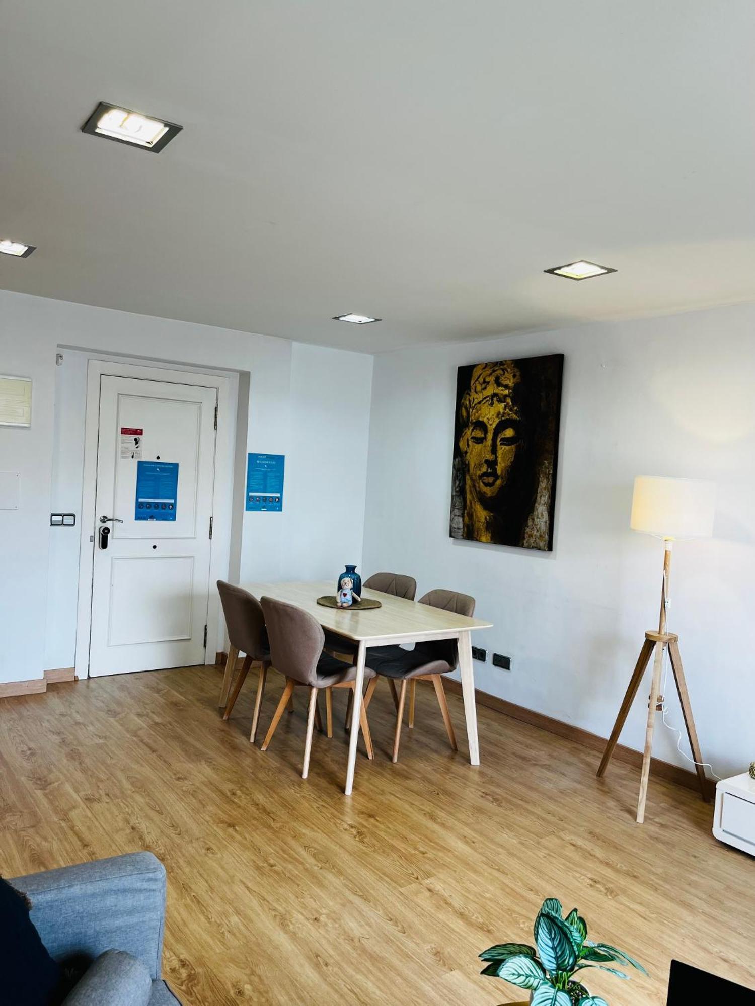Travel Habitat - Centro Apartment บาเลนเซีย ภายนอก รูปภาพ