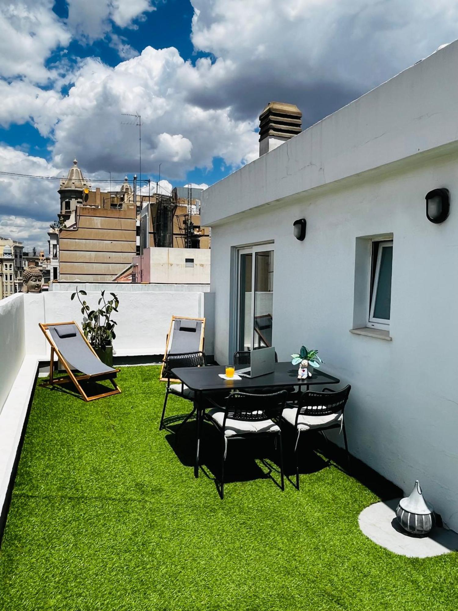Travel Habitat - Centro Apartment บาเลนเซีย ภายนอก รูปภาพ