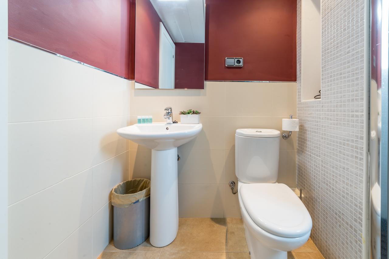 Travel Habitat - Centro Apartment บาเลนเซีย ภายนอก รูปภาพ